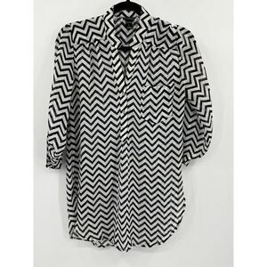 Day trip Buckle  White & Black  Chevron‎ Striped  Tab Sleeves   Medium Sheer M